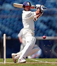 86/5 at lunch. And then Tendulkar cracked a rare short ball from Saqlain to the point fence and steered Akram down to the third man to bring up his half century — one of the most fighting efforts of his career.