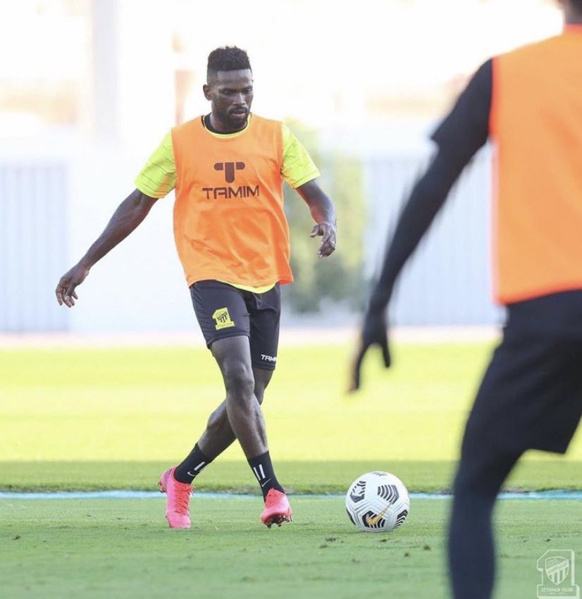 🔴 لاعبي الاتحاد المُهددين بالإيقاف عن لقاء الاهلي في حال تحصّلهم على بطاقة صفراء أمام الفتح /
🔷 أحمد حجازي
🔷 عبدالمجيد السواط
🔷 عبدالعزيز البيشي ..