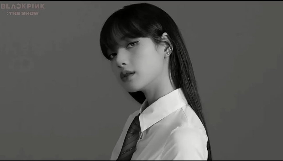 kkall_ee's tweet photo. THE SHOW PECAHHH ABISSS, JISOO JENNIE ROSÉ LISA KAMUU KEREN BANGETTT. SEPANJANG KONSER MERINDING TERUS WOYYY
#THESHOWToday https://t.co/iQjA73ZdzZ
