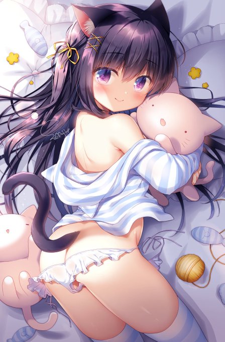 あわわあと新刊セット1個と、ブランケットが少しだけありますー!✨ https://t.co/BYPVdnN5M9 