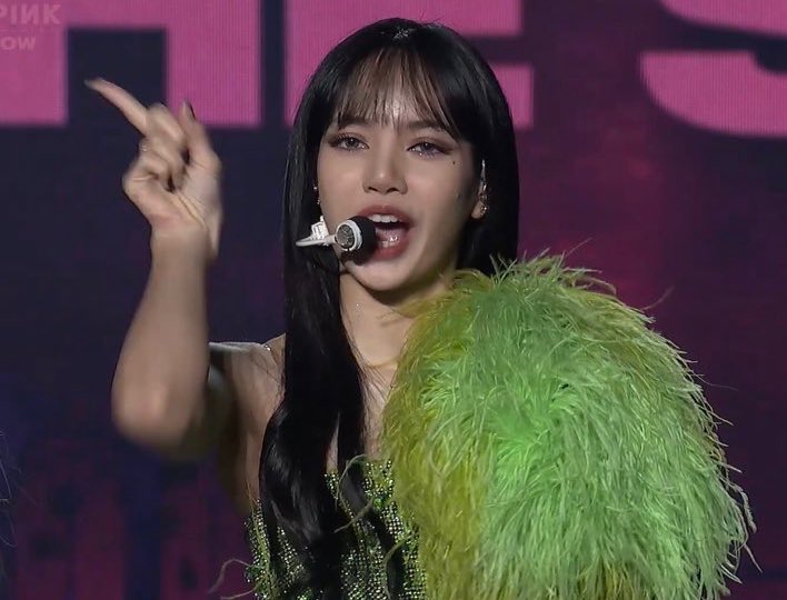 byusunset's tweet image. หรือว่าริส้าจะเปนเอนสิถีเส้น เปนเเฟนเเจฮยอนด้วย