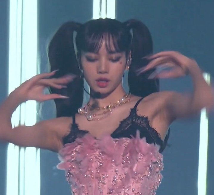 legendarihx's tweet image. 