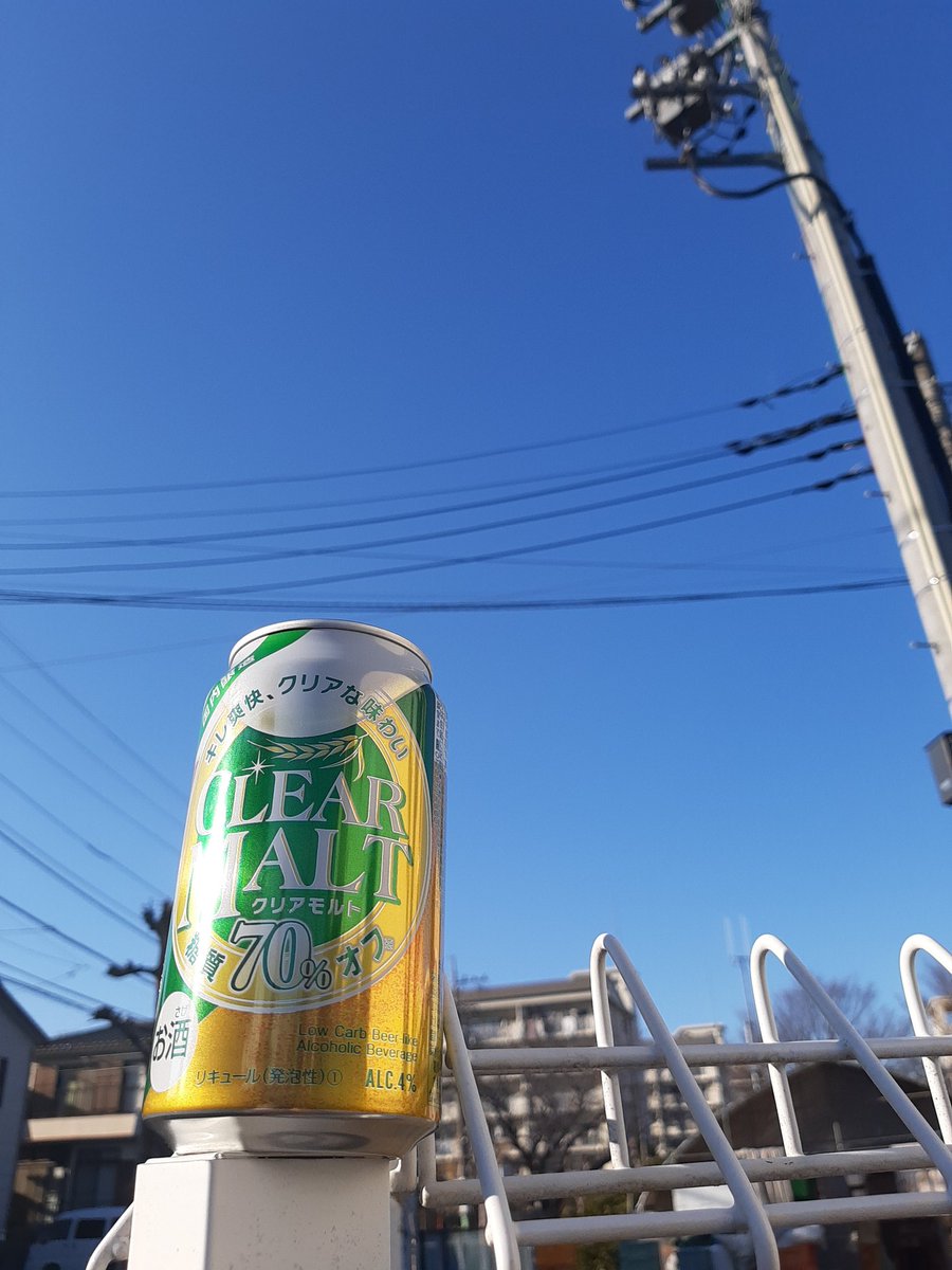 花火 天気が良く何もする事がないから コンビニのpbビール70 オフの飲み比べ ファミマ 苦味普通 味も普通 セブン クセがない飲みやすい物足りない ローソン 苦味と香りが1番マシな気がするけどよく分からない