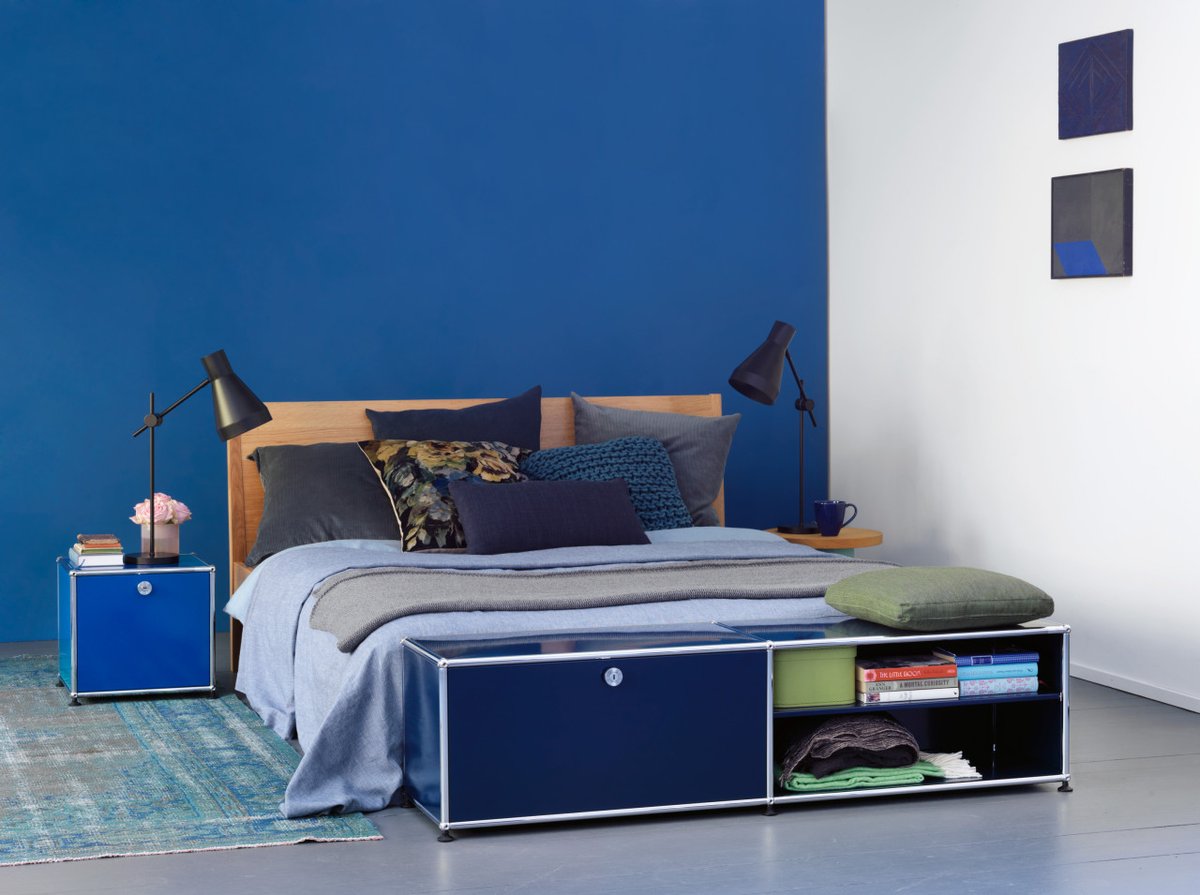 USMfurniture's tweet photo. Master the modular concept and customize your USM Haller to reveal or conceal your treasured belongings.
#USMmodularfurniture #USMhaller #modularity #flexibledesign #bedroomgoals #bedroominterior #nightstand #linenstorage #storagesolution https://t.co/eVqXAuHlnC