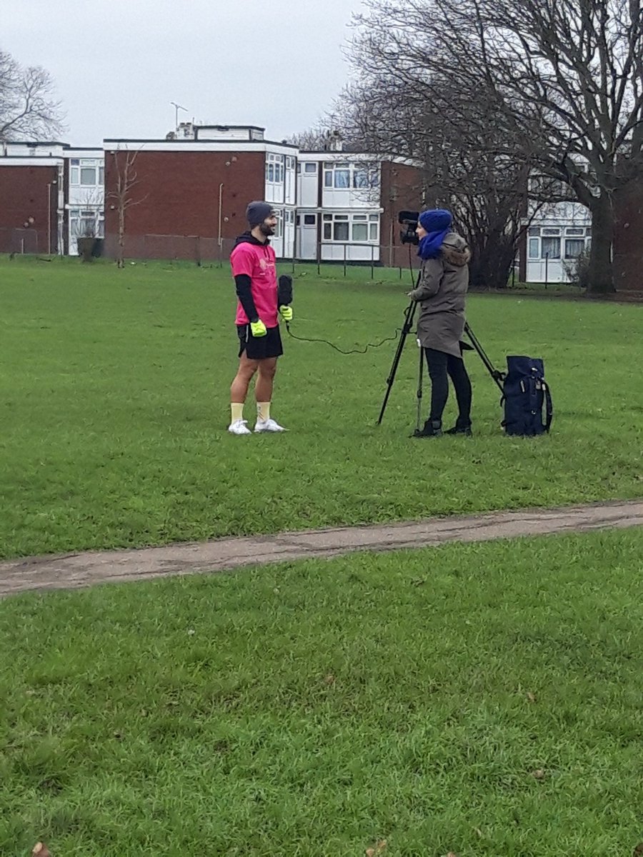 CrayValleyPM's tweet photo. Quick interview here at Mottingham Playing Fields before @McCannKieron starts the final leg of his journey for @TheDarelBryanF and @braintumourrsch!
https://t.co/cAd9rvy4da
#GoMacca💚 https://t.co/hzEicapF86