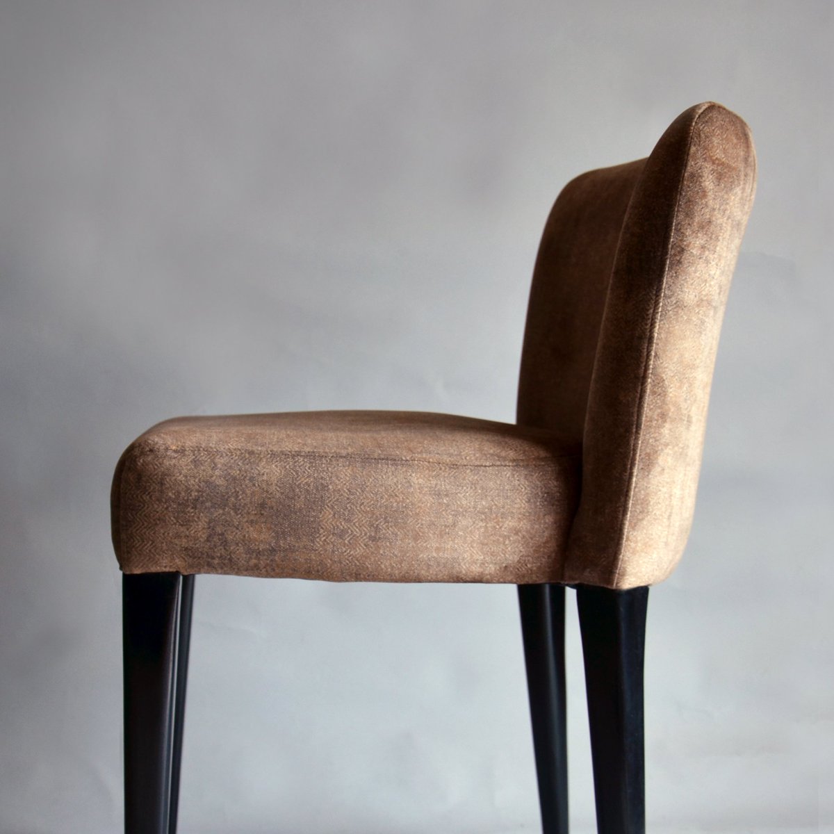 _artcollection_'s tweet photo. The Z-12 Low is one of the finest chairs in our collection most loved by our clients. It has a good lumbar support with seemingly fine curved edges.

#chair #diningchair #bestcollection #uniquedesign #furniture #products #designer #twitter #designfeed #artcollection https://t.co/TPHn5HjRgq