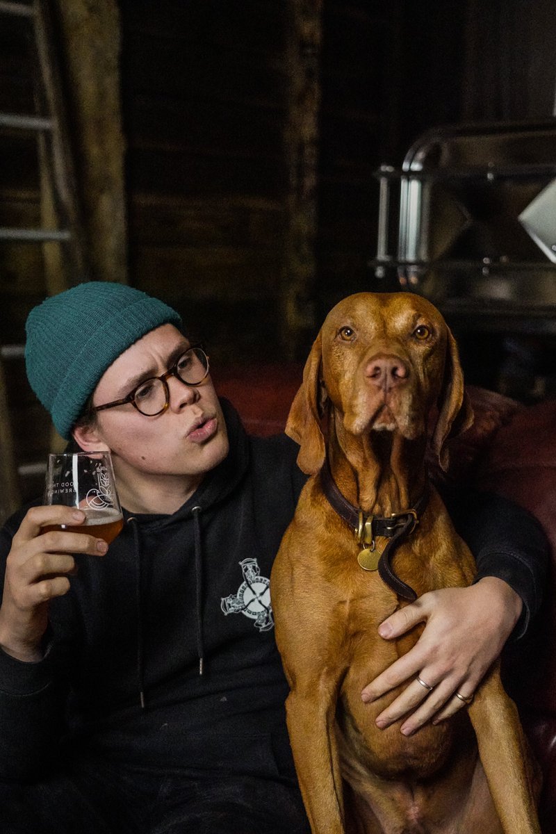 goodthingsbrco's tweet image. Afternoon! 👋

If you haven't yet checked it out, we've dropped our trailer for Red Sofa Sessions, hosted by Charlie and Marvin (Charlie is the one that isn't a dog 🐕) 

Hit the link in the bio to check it out! 

Happy Sunday y'all! 

#goodthingsbrewingco #redsofasessions