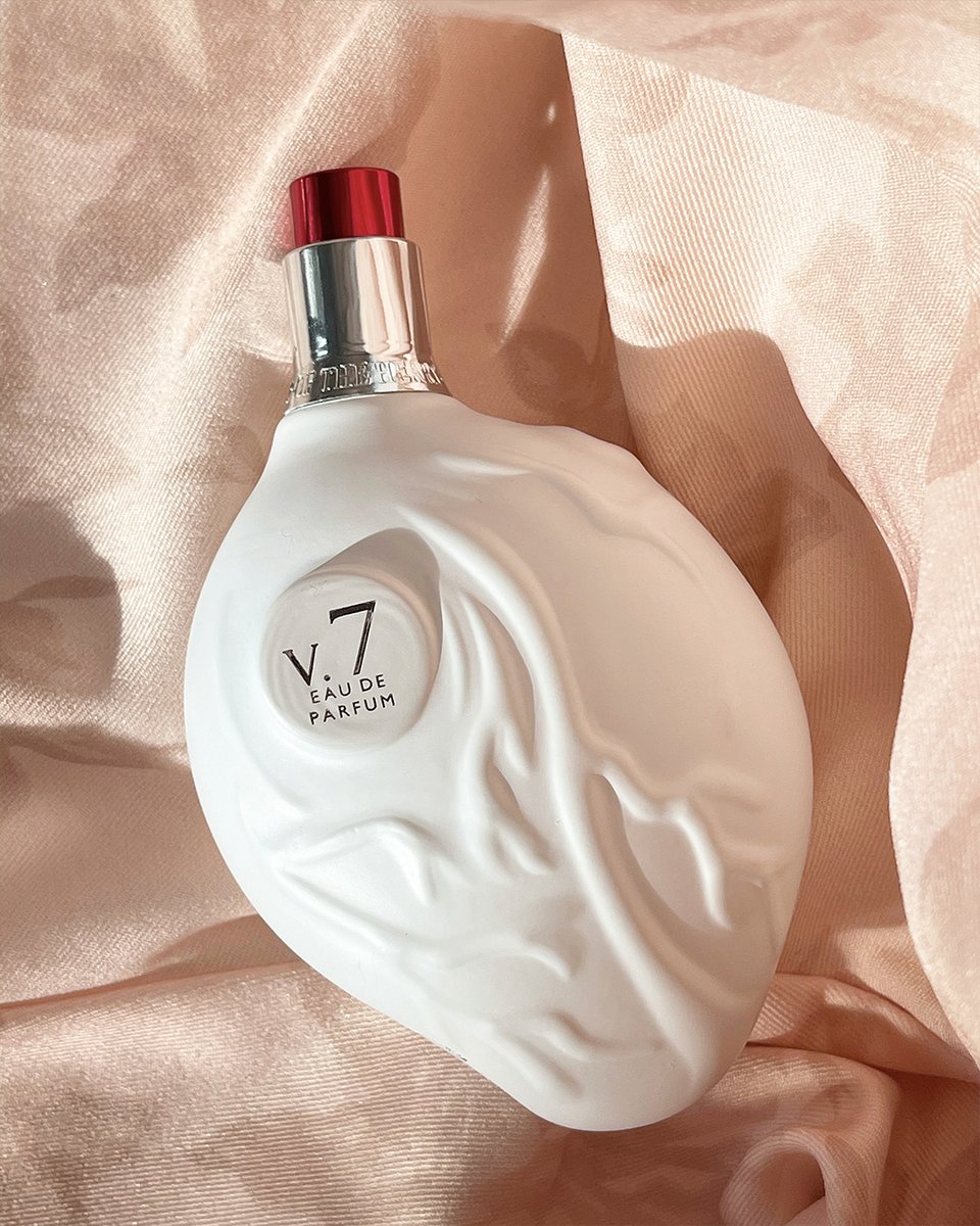 Perfume_Society's tweet photo. Pulling on our heart strings today is White Heart v.7 by Map of the Heart ❤️
Click below to find out more and fall in LOVE with the whole Map of the Heart collection ✨ now back in stock!
https://t.co/D8NRtFwMOm
#mapoftheheart #nichefragrance #scentoftheday https://t.co/RHLeIQSHqU