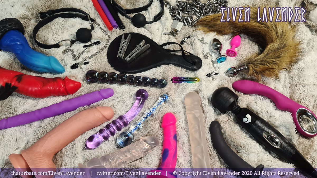 ElvenLavender's tweet photo. My Toy Box! A list of my current favourites:
💜 Fred (AKA. Realistic King Cock). 
💜 Ballgag w/ clamps. 
💜 Tail Butt Plug ( love being puppy girl 🐶) 
Definitely more fun to be had with all these! See you Tues 20:30 [CET]!
#chaturbate #camgirl #camgirls #sextoys #NSFW #cammodel https://t.co/agkbpQSaSS
