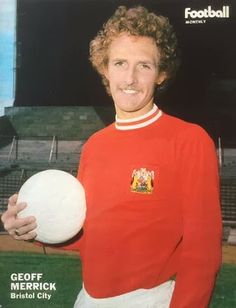 robertmdaws's tweet photo. #GeoffMerrick, an indestructible central defender who later tore up a lucrative contract to help save the club, and Tom Ritchie were the subject of a joint bid from the Gunners.@BristolCity https://t.co/eNaUAL5DcL