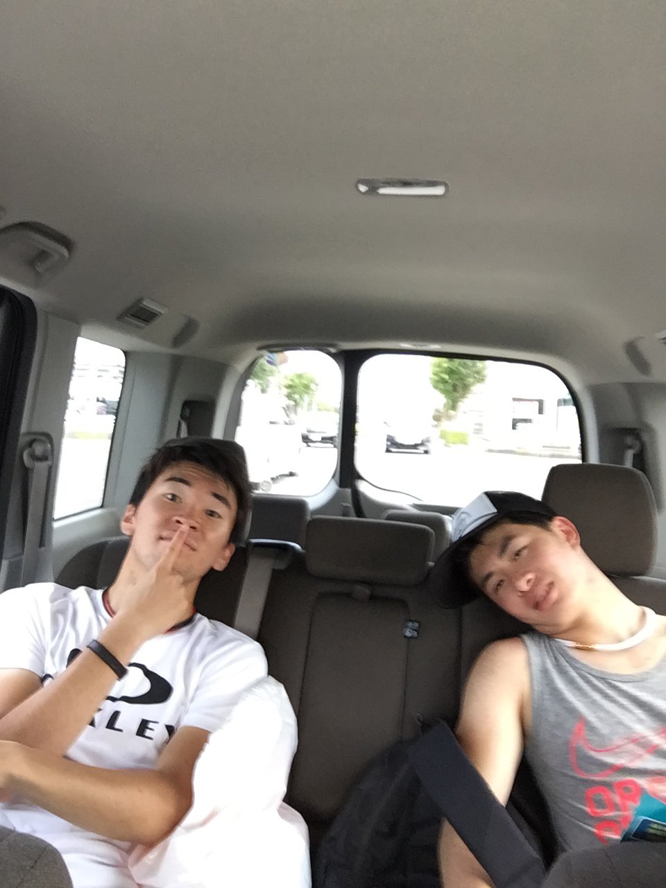 角田裕毅 Yuki Tsunoda 2人がgt500でチームメイトとか楽しみ 頑張って トレーニング合宿中の写真なんだけど 都史樹が一番余裕そうだったもんね T Co Lhxuiimyml Twitter