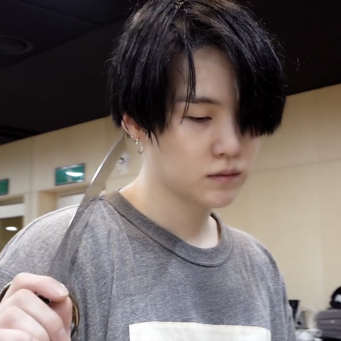 miIfminnie's tweet photo. min yoongi is my comphet crush and I stand by that https://t.co/ZSrY36qI9a