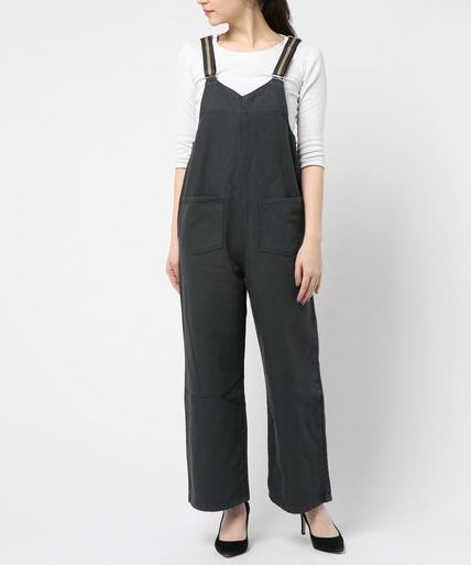 sorosoroneko's tweet image. ♦ #上白石萌音 衣装情報 #せっかくグルメ #せっかくグルメ大みそかsp ♦

放送中のバナナマンのせっかくグルメで上白石萌音さん着用のサロペット!!

肩のベルトが個性的なオシャレアイテム✨

＼詳細はこちらから!!／
spark-ginger.jp/fashion/televi…