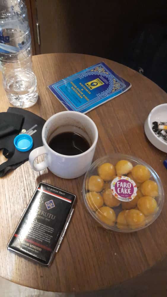 benywawwn's tweet photo. ngudut #sehattentrem
ngupi #lerengarjuna
camilan #ferocake https://t.co/QgjKD315yf