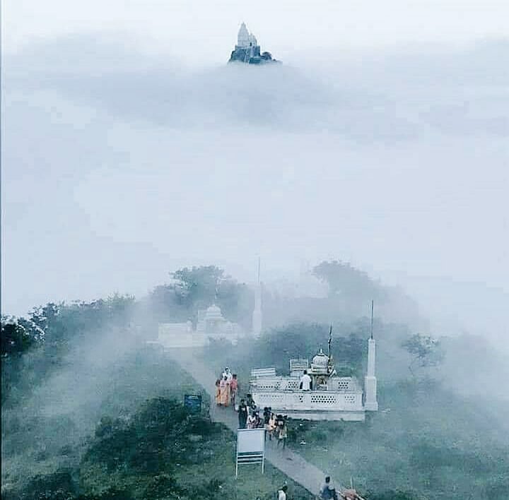 MananJindani's tweet photo. Every #Jain aspires to visit this sacred place once in a lifetime.
20 out of 24 Tirthankaras have attained Salvation (Nirvana) here.

The most revered place for Jains needs to be declared as a Holy City.
#ShikharJiForHolyCity 

@BJP4Jharkhand https://t.co/6Dq0SO5grP