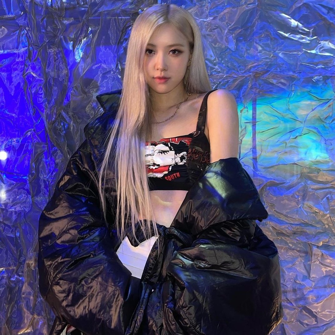 rosie tweet media