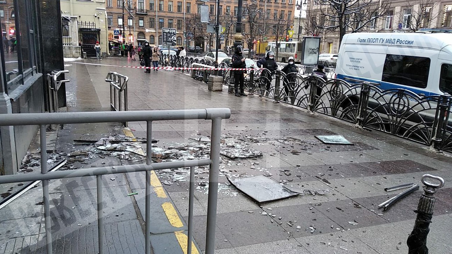 Подробности теракта в москве сегодня утром. Взрыв в метро Санкт Петербурга 2017. Теракт в Санкт-Петербурге в метро 2017.