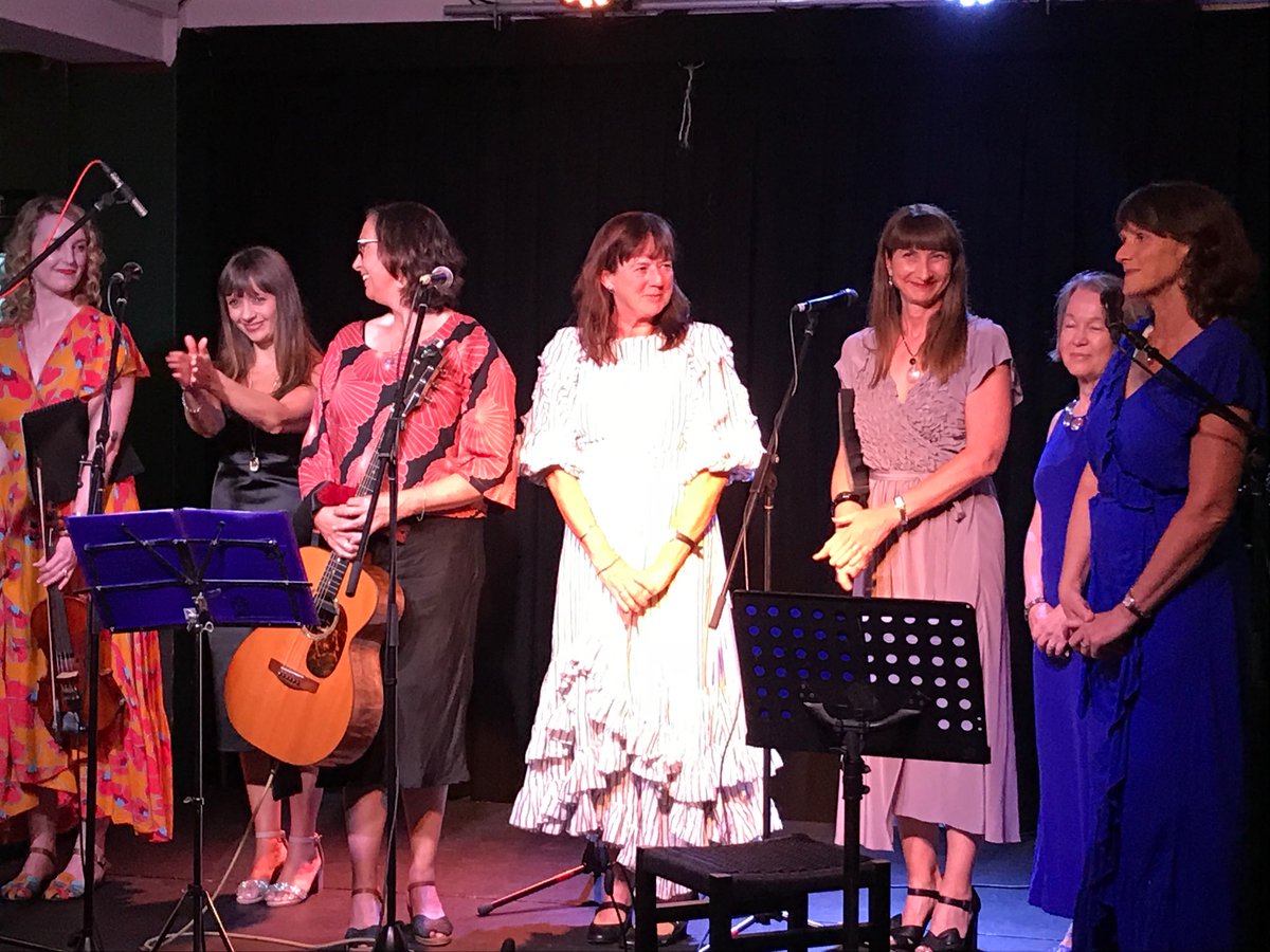 Brigid’s healing power celebrated &amp; channeled through music, poetry &amp; spoken word in stunning performances <a href="/TheGaelicClub/">The Gaelic Club</a> Sydney 👏👏👏 #StBrigidsDay #LaFheileBride