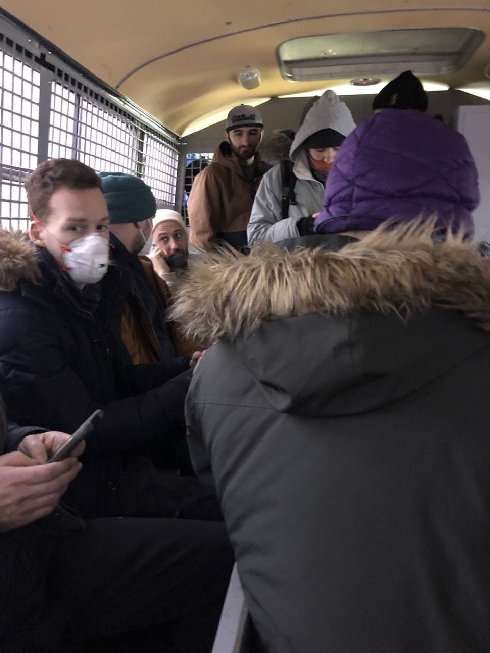 EtDLmM8U4AM7_Hr?format=jpg&name=large