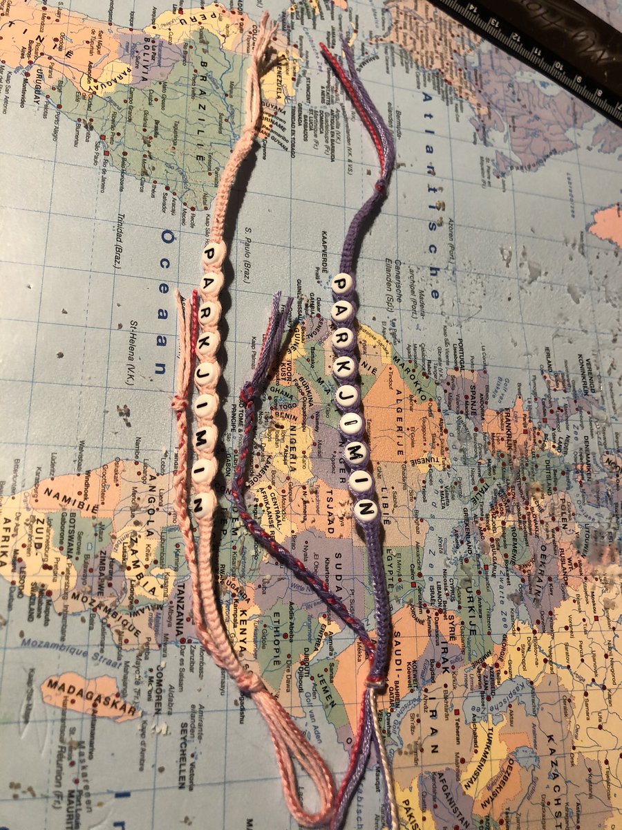 LightitupW's tweet photo. New keychains 😊💜 #smallbusinessowners #SmallBusiness #keychains #bracelets #BTS #ARMY #ParkJimin #jimin https://t.co/JYYkVSP7VV
