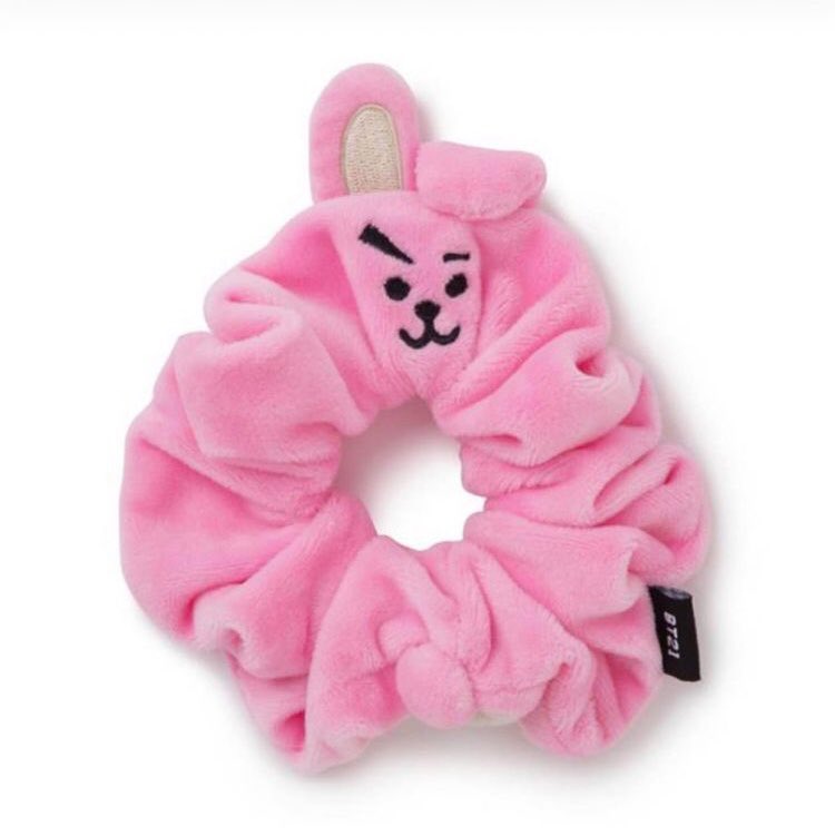 btsfamom's tweet photo. BT21 scrunchies! dm us for the price po, we have all the characters po 🥰 https://t.co/9Qd5pylLDG