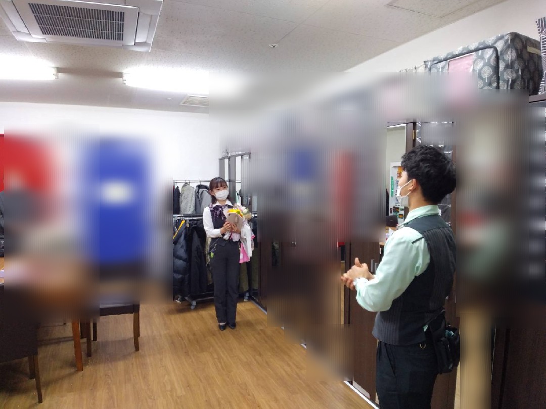 maruhansdizumi's tweet photo. 遂にこの日が来てしまった😱

ともちん
約二年間仙台泉店を
支えて頂き
ありがとうございました😉
新天地でも変わらぬご活躍を
ご祈願致します✨

#本当に
#ありがとうございました
#マルハン仙台泉店 https://t.co/9MigUmRsTE
