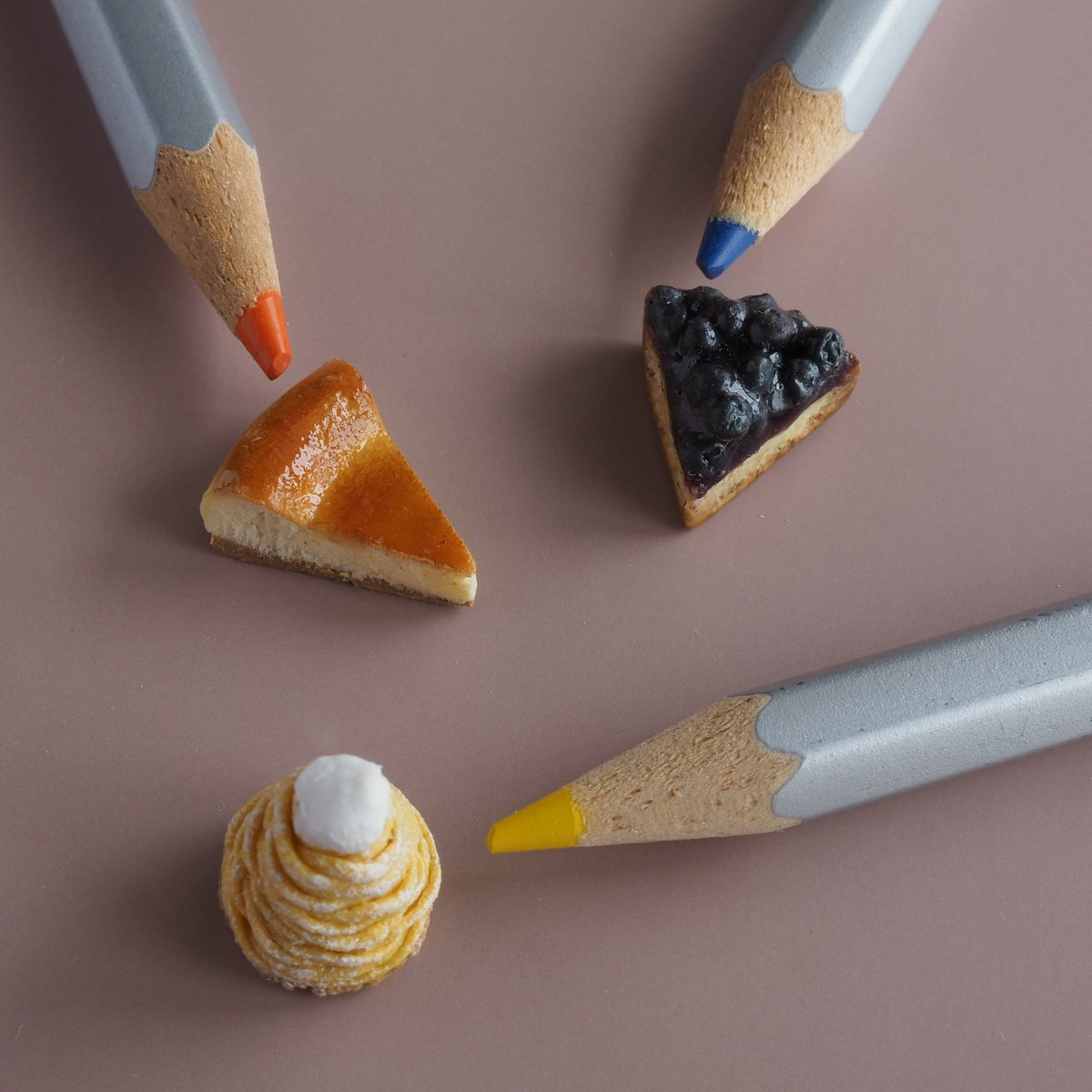 Misaki Miniature ミニチュア 色鉛筆シリーズです ミニチュア スイーツ ハンドメイド