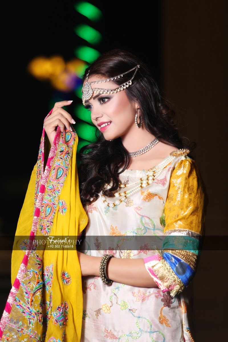 ClickStudioPK1's tweet photo. #clickstudio
#faisal'sphotography
#wedding #pakistan #decor #bridal #dance #photography #photographer #videography #weddingdress #luxury #music #instagram #pakiweddings #desiweddings #bridalshower #Sargodha #babyclicks #Mehndi https://t.co/9YWdg76fHC
