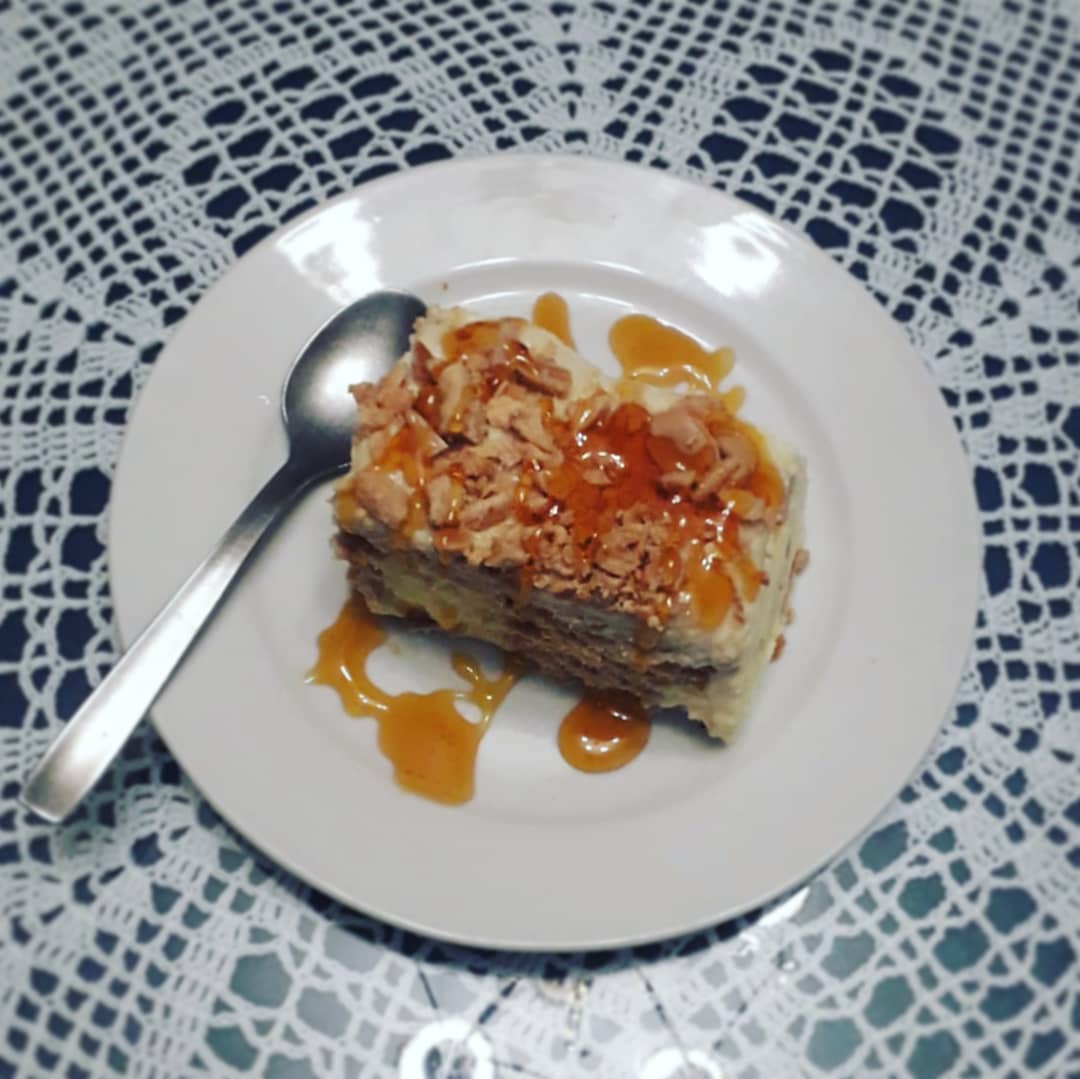 CafeBarNieto's tweet photo. Dulce y a la vez salado. Suave y crujiente al mismo tiempo. Esta semana estrenamos una delicioso nuevo #postre casero para terminar la comida como se merece: #Tarta de #coco y #avellanas.

Haz tu #reserva por Mensaje Directo 📧 o al teléfono 695151892 ☎ https://t.co/HDgLn6n2ui