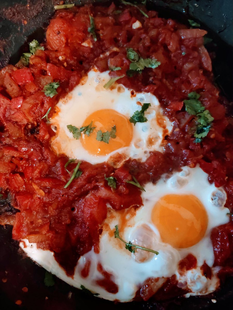 Emma Mitchell tweet media