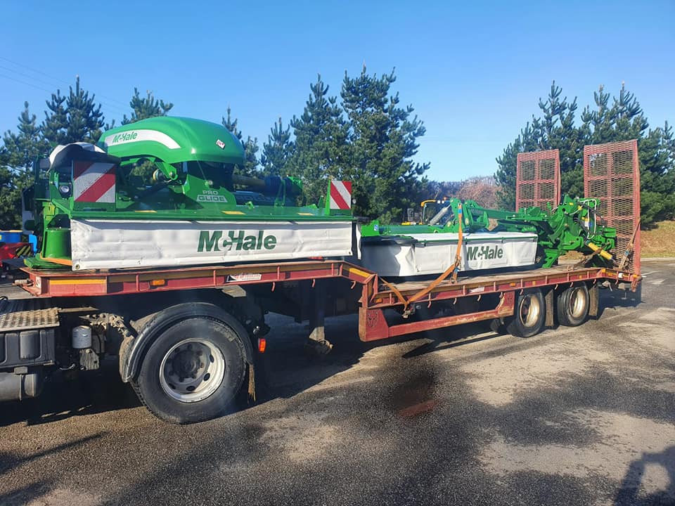 McHaleOfficial's tweet image. The preparation for grass is starting!

Best of luck to P.C.&amp;amp; A.M Stephens Contractors with their new McHale Pro Glide F3100 &amp;amp; R3100 mowers sold by Truro Farm Machinery!
#mchale #proglide #silage2020