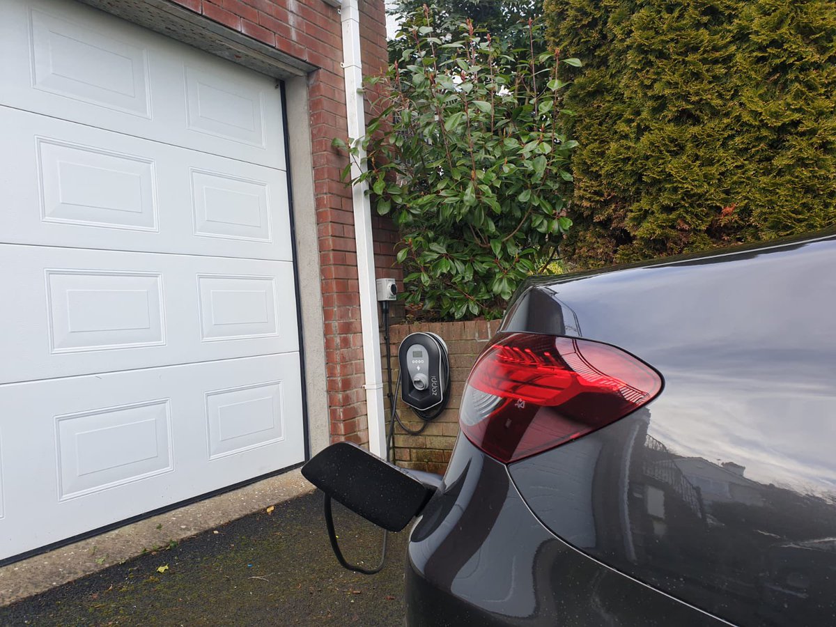 EVChargingIrel's tweet photo. #Zappi tethered is quite the popular choice⚡️ Simply #plugin #charge and #go⚡️🚗⚡️ 
https://t.co/cUAbES6MO0 
#zappi #evcharging #electric #electricvehicles #electricfuture #eco #driveelectric #evhome #renewableenergy #green #energy #takeaction #change #solar #smarttechnology #eco https://t.co/lxSKB0RD15