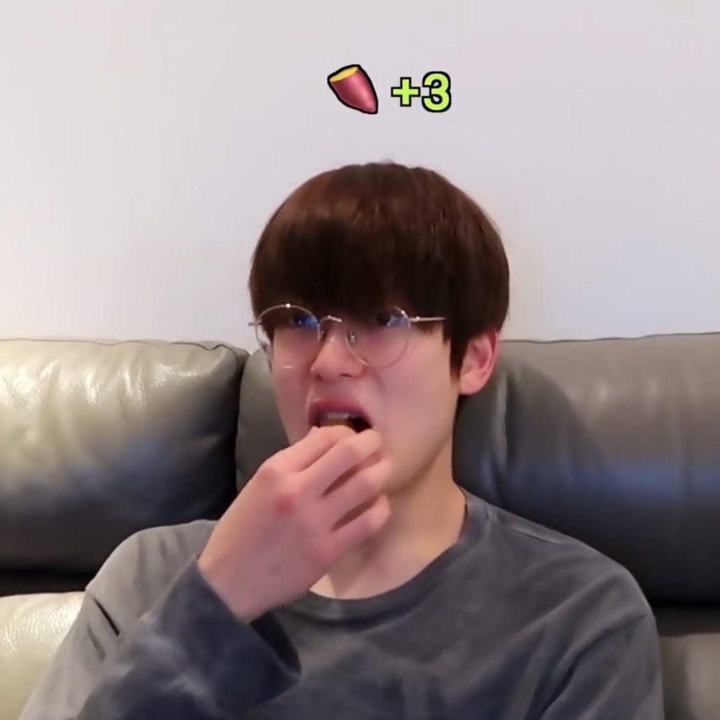 나 tweet media