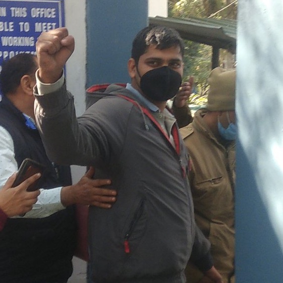 “Accused is a freelance journalist and not having a press card can be no grounds for a case or arrest.”

#MandeepPunia