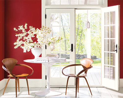 bit.ly/2GK432H Using a local painter and decorator for a renovation isn’t the same as using a general handyman, and doesn’t mean you’re not going to get a great design service.