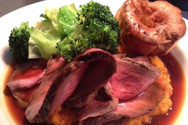 The Yorkies are ready to go with Succulent Roast Beef, Turkey or Minted LambShank for #SundayLunch today.
Full Take Away Menu Available.