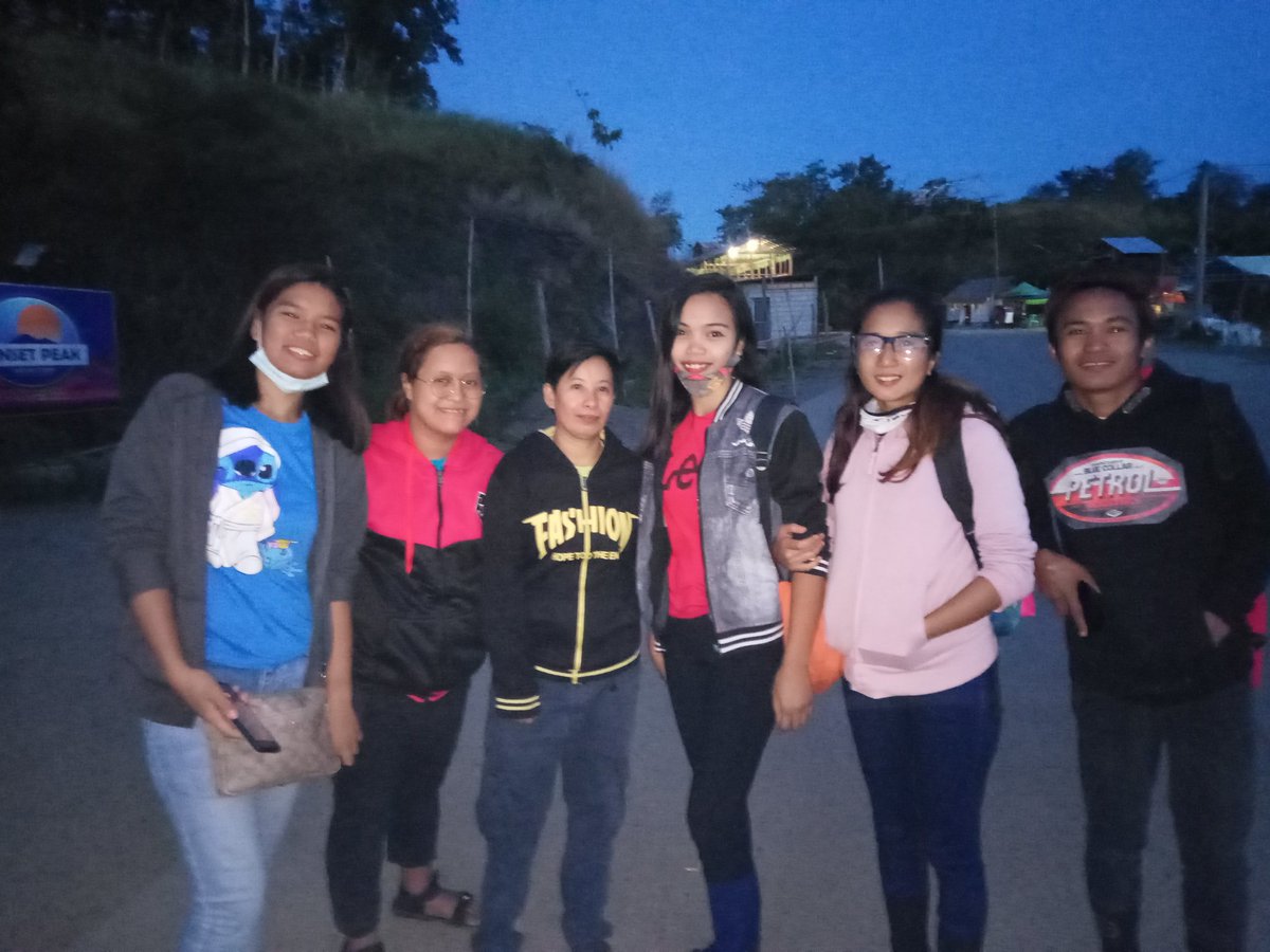 KeithlynRubi's tweet photo. Konti pero tunay BFF ☺ https://t.co/5nxb1OzeKR