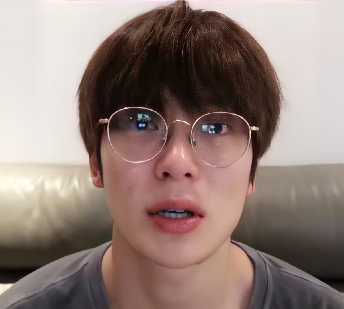 ❥ อีเมี้ยน | • 𝗺𝗶𝗮𝗻𝗯𝗮𝗯𝗲 •∙☁︎ tweet media