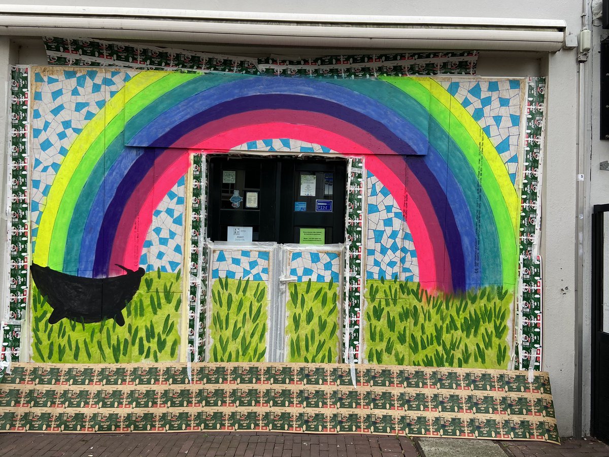 Anitavcrey's tweet photo. Trots op de saamhorig en veerkrachtig van @shertogenbosch #usingwallstobuildbridges @Kingsofcolors https://t.co/iTLhwZcd6x