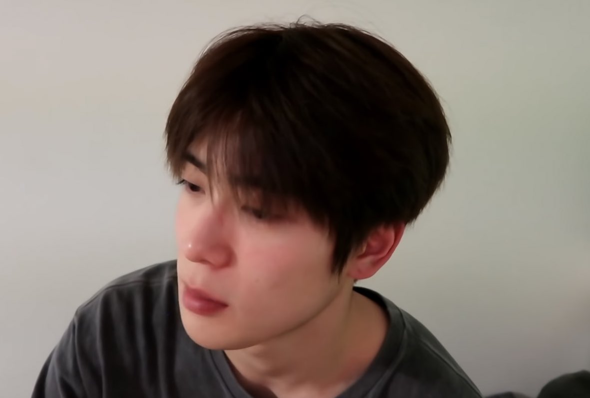 jungwooyy's tweet image. สิ่งที่แจยอนเจอทุกเช้า  สิ่งที่จองอูเจอทุกเช้า