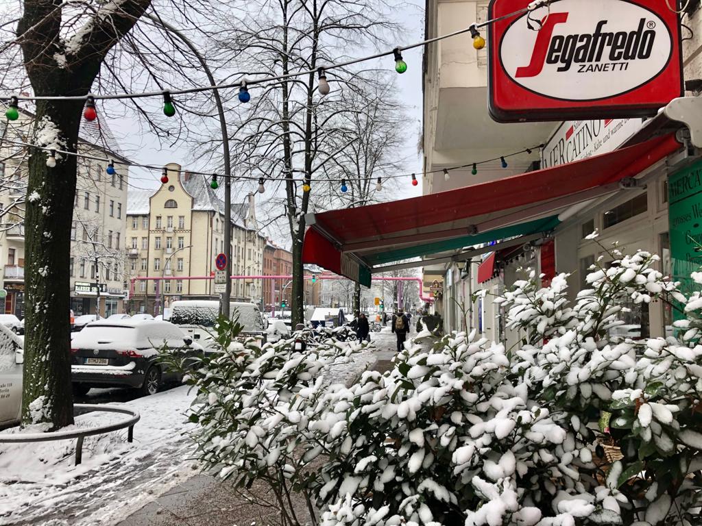 weddingweiser's tweet photo. Der Schnee macht den #Wedding zauberhaft. https://t.co/HpRkeFvVfB