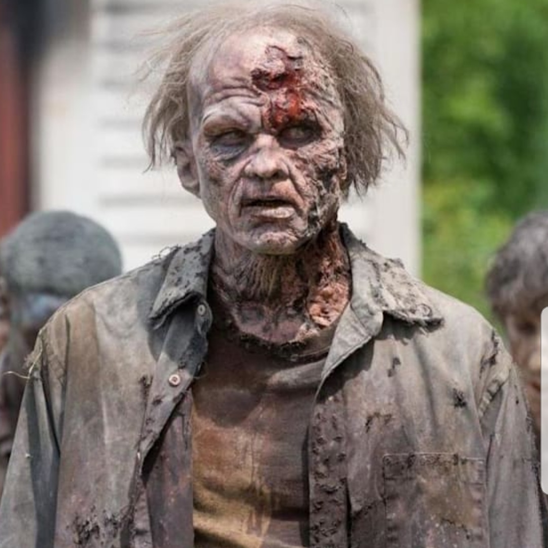 Yo sólo le pido al 2021 que si vienen los zombies sean de los lentos. 
#2021 #zombies