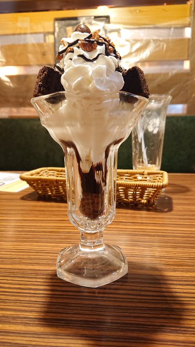 チョコパフェのtwitterイラスト検索結果