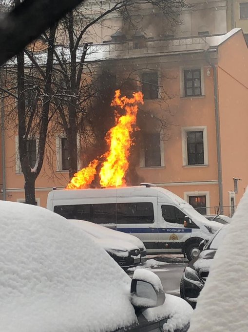Чоловік намагався вчинити самоспалення на Пушкінській площі в Москві - Цензор.НЕТ 8603