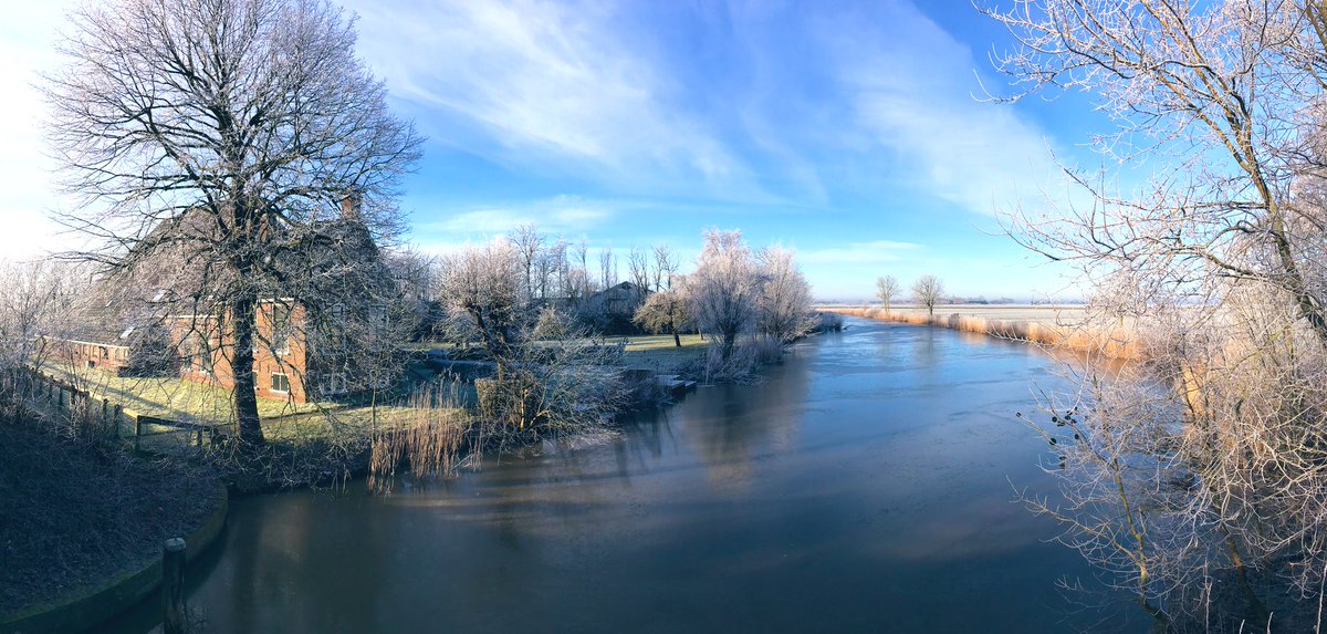 Warntille's tweet photo. Winterwonderland #Wommels #Fryslan 😍 https://t.co/ZSNFozWJ5e