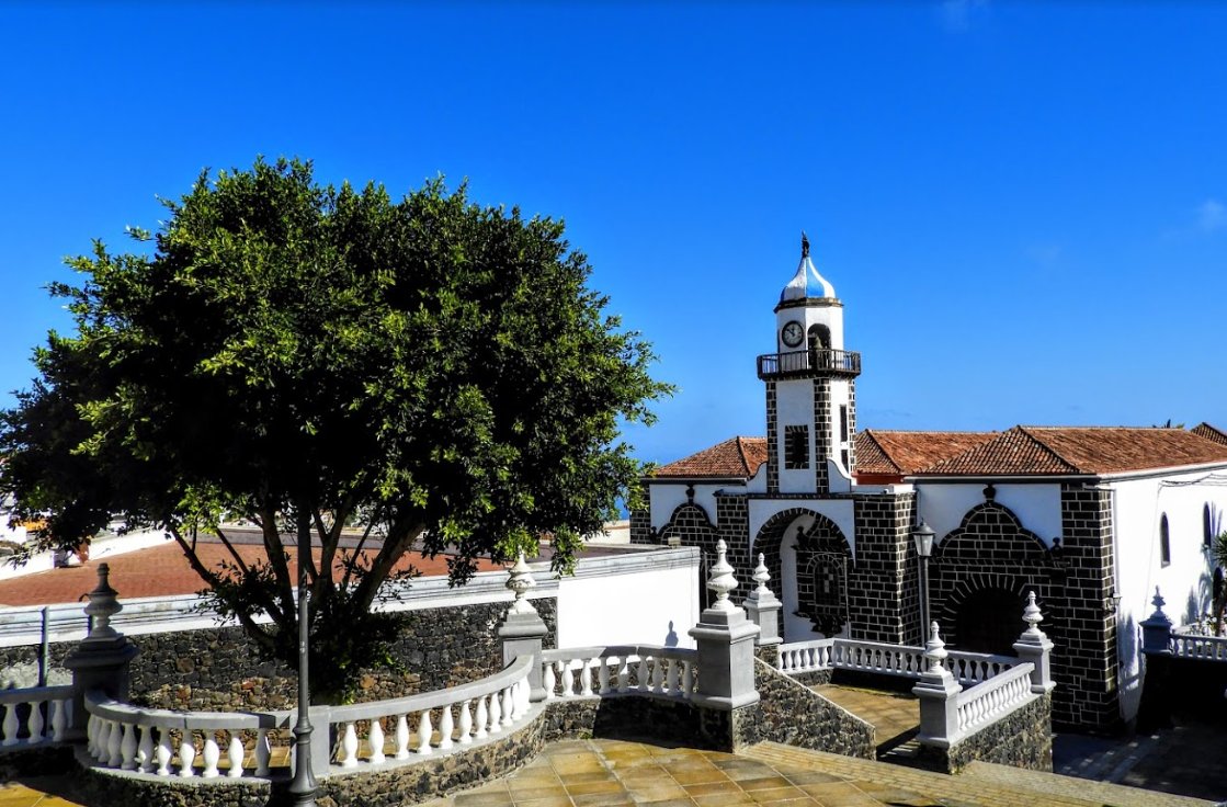  Work began in 1767 and it took 53 years to build Nuestra Señora de la Concepción in Valverde on El Hierro. But it was worth the wait as the location is pretty special. Its belfry looks like a lighthouse, which is fitting as it can be seen from sea.