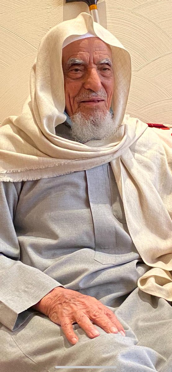 alturfiah's tweet photo. عمداء  اسر  الطرفيه (الاحياء ) (٢)
فهد بن عبدالكريم بن عبدالله التويجري 
العمر ٩٠ عام من مواليد ١٣٥٢ تقريبا  
عميد اسرة (ال حمود) 
العبدالكريم و السليمان و الصالح والحمد و الفهد والمحمد  
متعه الله بالصحه و العافيه  
وبارك في ذريته الى يوم الدين https://t.co/1VNKZE6pi7