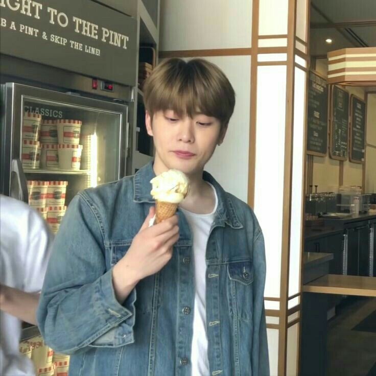 𓈒 Armin close 𓈒 tweet media