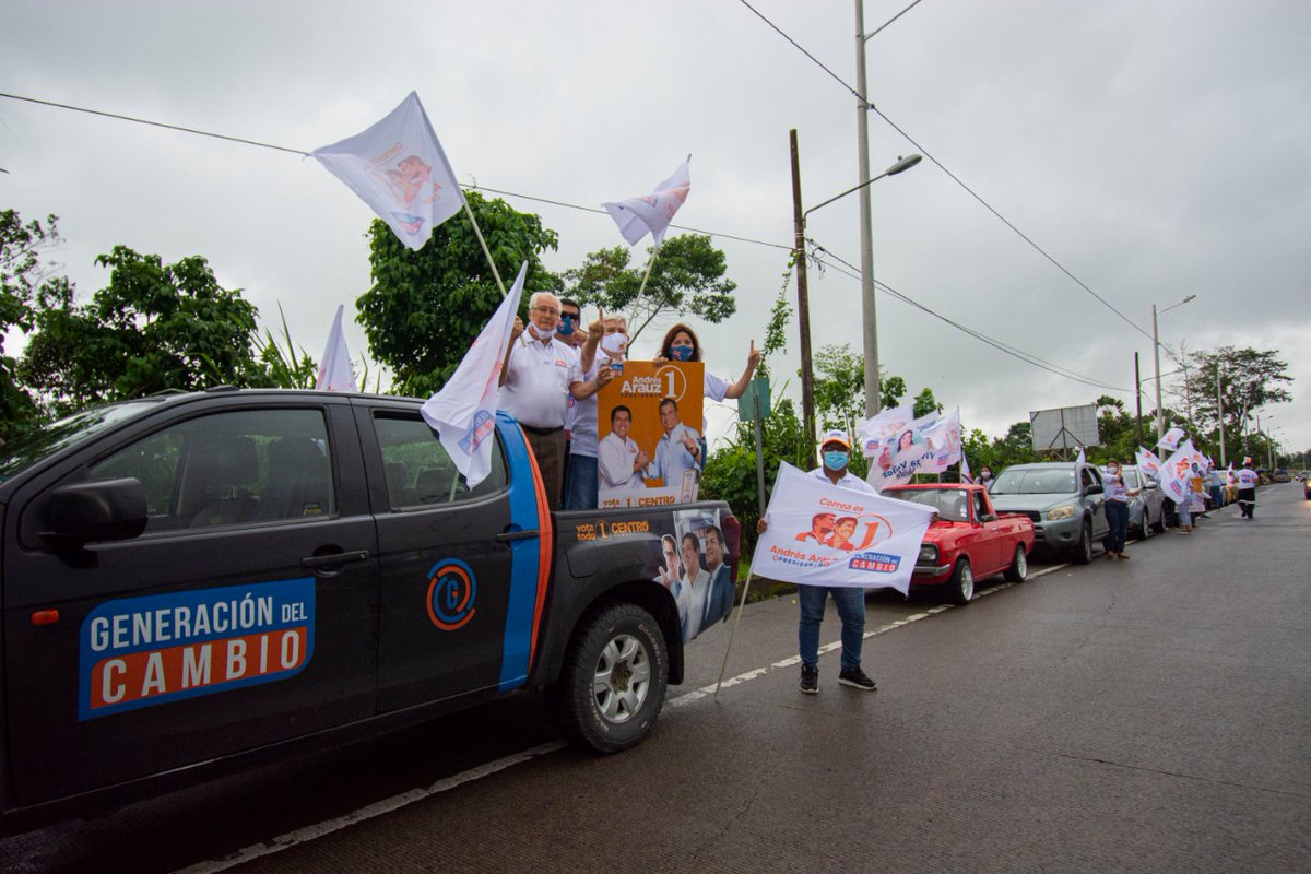 GC_Ecuador's tweet photo. Comprometidos con el pueblo y la sociedad, presente en #SantoDomingo y todas las provincias,no trabajamos por elecciones, trabajamos por generaciones enlazadas a un compromiso social de esperanza, por eso y más #Lista1 presente con @ecuarauz presidente. https://t.co/9aQUpOc2TU