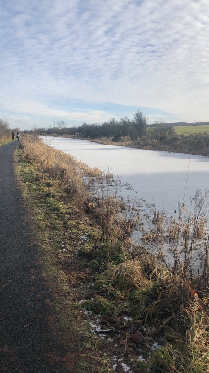Nice day for a family walk along the canal as part of <a href="/HwbSt/">StMungosHWB</a> Race to Tokyo challenge.